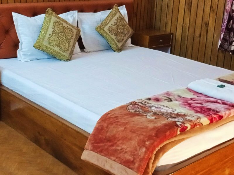 Yamphung 2 Bed Sharing Room